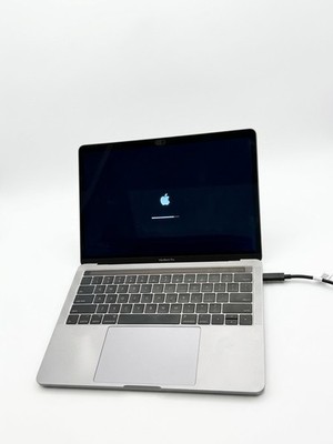 Apple MacBook Pro 13'' 2017 Touch Bar 3,1 GHz i5 8GB RAM 256GB SSD - inkl. MwSt.