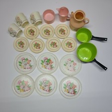 Strawberry Shortcake vintage tea set by Manitowoc Incomplete See Photos