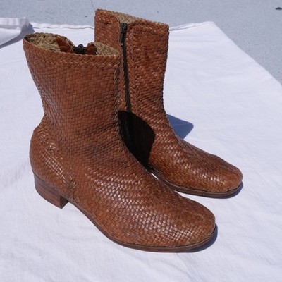 RARE vintage 1970s Brass Boots intracciato woven caramel leather ankle boots