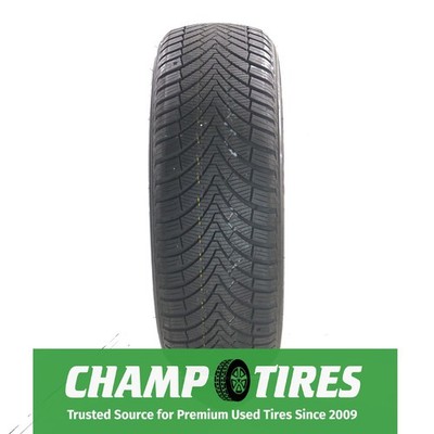P215/60R17 Kumho Solus 4S HA32 SUV 100 V Used 9/32nds