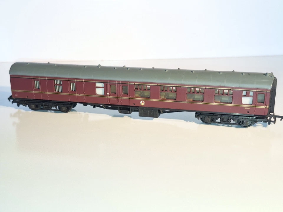 Mainline M35040 BR Brake/3rd Coach. Excellent cond. OO Scale. No Box.  - Image 4 of 4