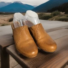 Frye Candy Pickstitch Leather Clogs Size 9M Clunky Heel's Closed Toe