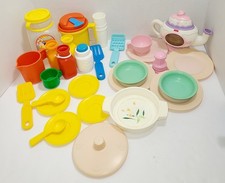Vintage Fisher Price Fun W Food Dishes Pans Utensils Plates Tea Pot Lot