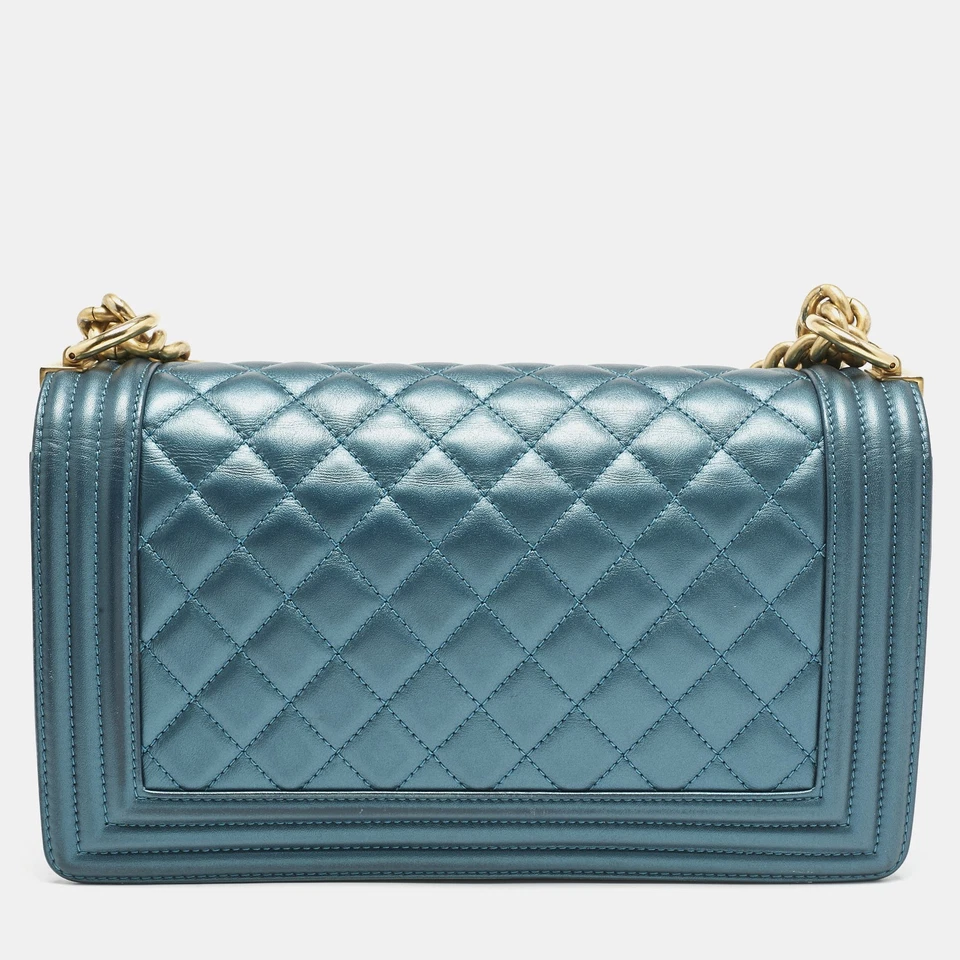 Chanel Metallic Green Quilted Leather Medium Boy Flap Bag - Image 4 of 4