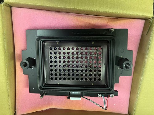 Applied Biosystems SVC ASSY Heated cover 96 well A29432 for QS3 &5. - Picture 7 of 7
