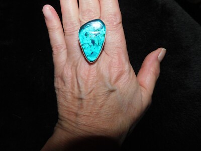 ELEGANTER SILBERFARBENER ELEGANTER RING GR. T BRUTALIST DESIGN AQUA EMAILLE INTARSIEN