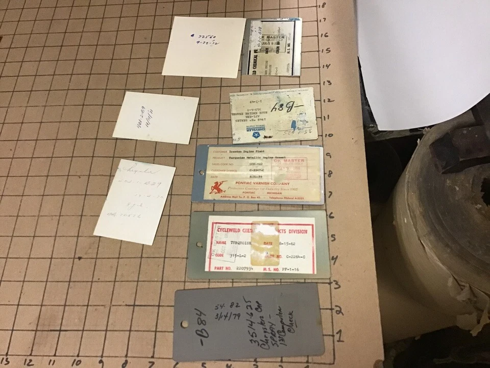 ESMALTES MOTOR CHRYSLER ORIGINALES AÑOS 50 - 70 - azul y rojo Foto 2 de 4