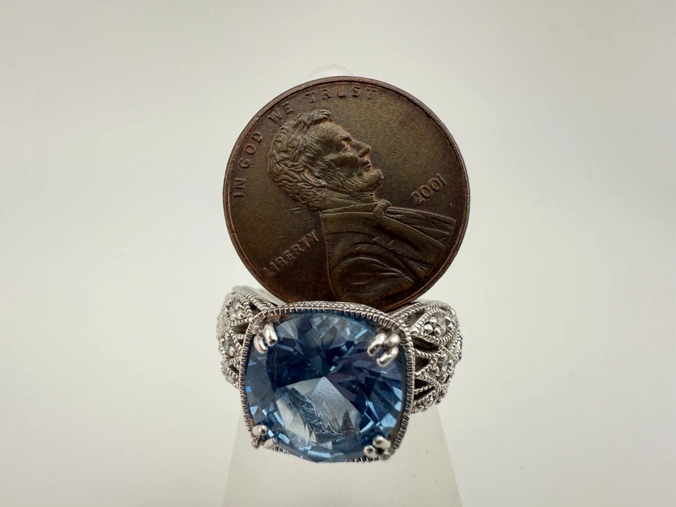 КОЛЬЦО TACORI ИЗ СТЕРЛИНГОВОГО СЕРЕБРА 925 ПРОБЫ С ГОЛУБЫМ ТОПАЗОМ И ФИАНИТОМ РАЗМЕР 4,75 K245B - Изображение 2 из 4