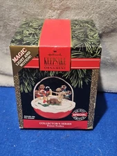 Vintage 1992 Hallmark Keepsake Ornament “Forest Frolics”  Magic Light And Motion