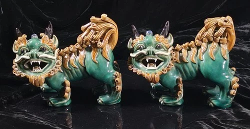 Vintage Chinese Green Porcelain Guardian Lions Foo Dogs Pair Chinoise Sancai