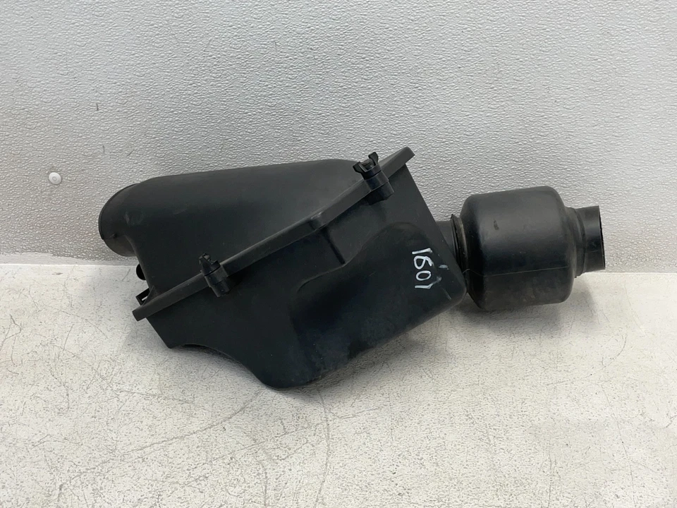 1987-1992 Cadillac Allante Air Intake Inlet Cleaner Filter Box 4.5L 1601 OEM - Image 3 of 4