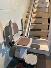 Acorn Superglide 120 Stairlift **
