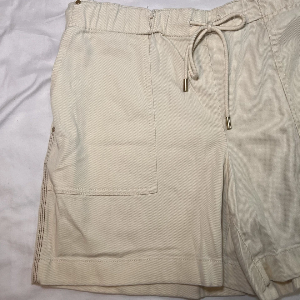 Theory Shorts Womens Size 10 Cream Beige Pull On Pockets Drawstring Cotton Blend - Image 2 of 4