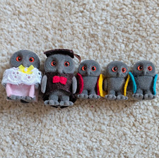 Sylvanian Families Vintage Flocked Owl Family 1:12 Lot of 5 w/ Clothing 2693