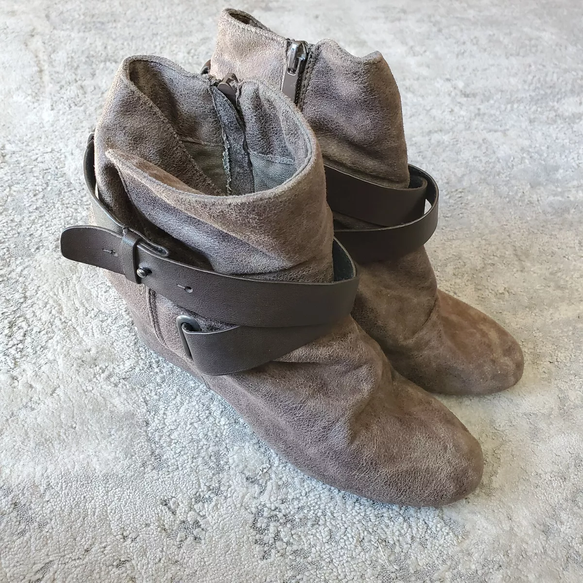 Aldo hidden store wedge boots