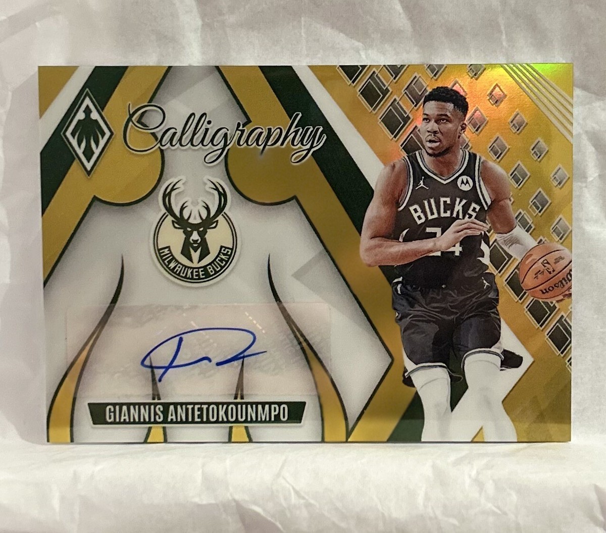 2023-24 Phoenix Giannis Antetokounmpo Calligraphy🥇Gold /10🥇Auto