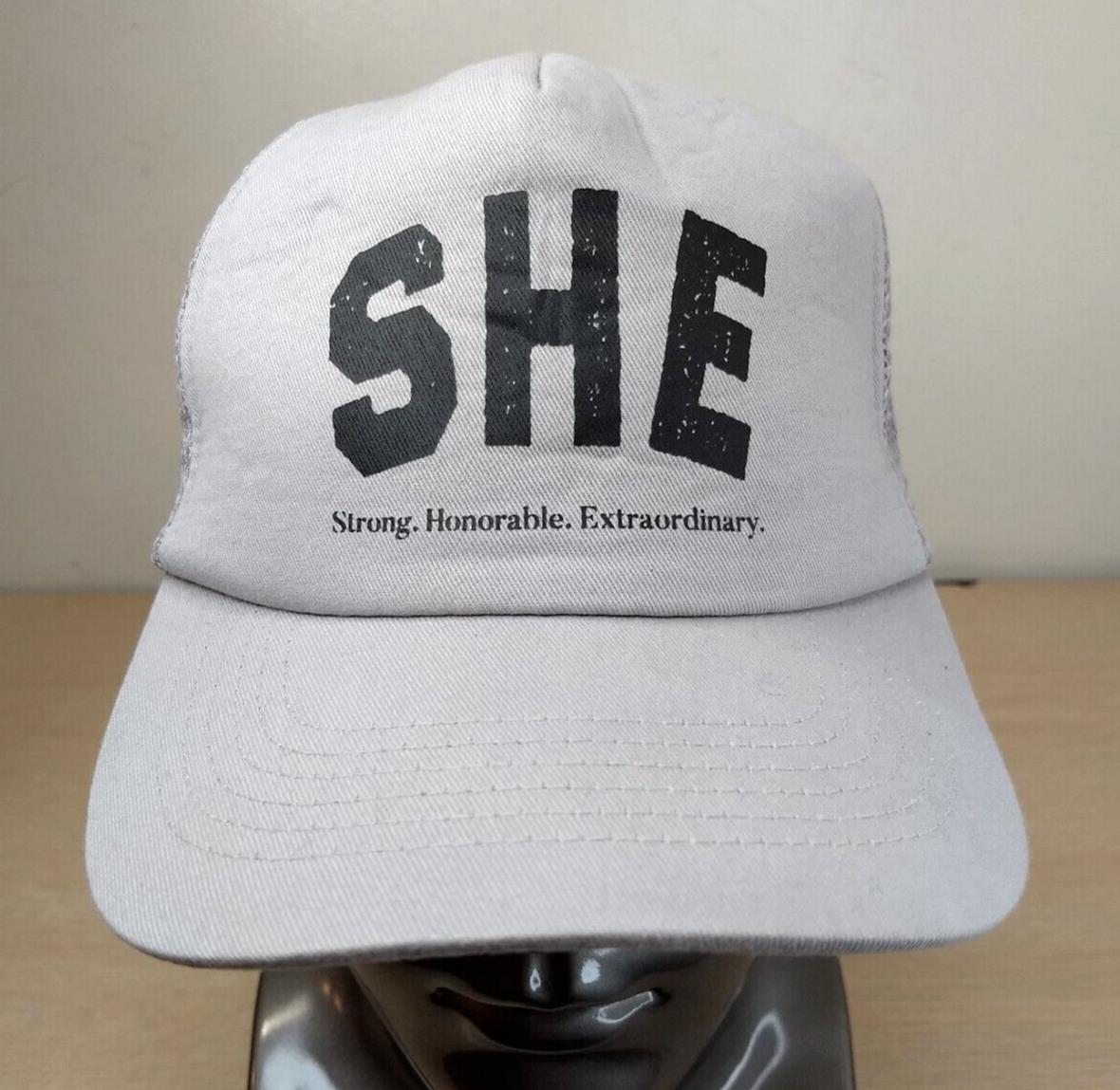 SHE STRONG HONORABLE EXTRAORDINARY ADJUSTABLE SNAPBACK  display picture 1