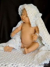 NUEVO EN CAJA Diana Bebé Recién Nacido * Niña Real * Hecho en España * 21" Muñeca Todo Vinilo