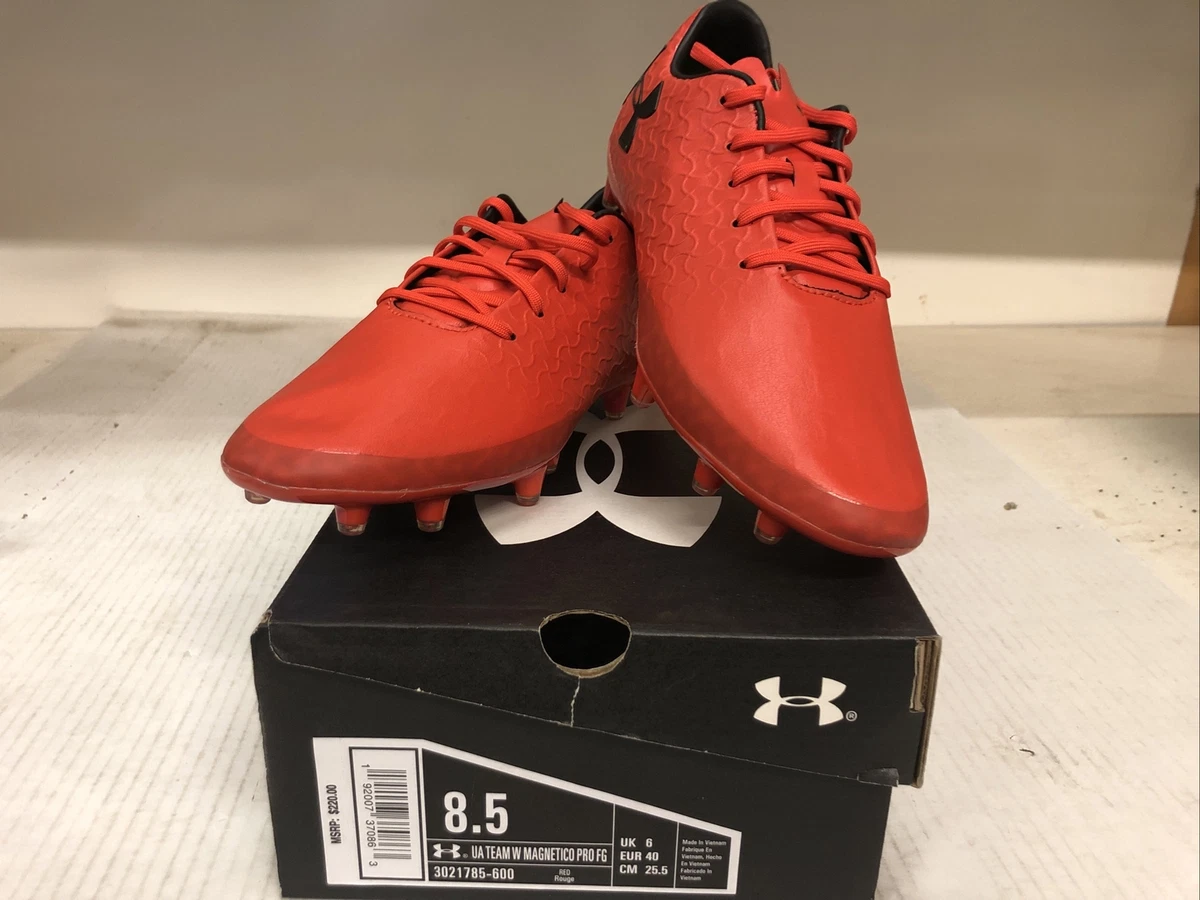 1 New Under Armour WOMEN S size 8.5 ua team w magnetico pro fg