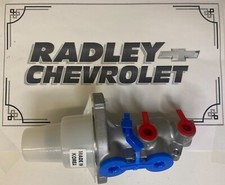NEW GM OEM BRAKE MASTER CYLINDER- GENERAL MOTORS GMC 20990924