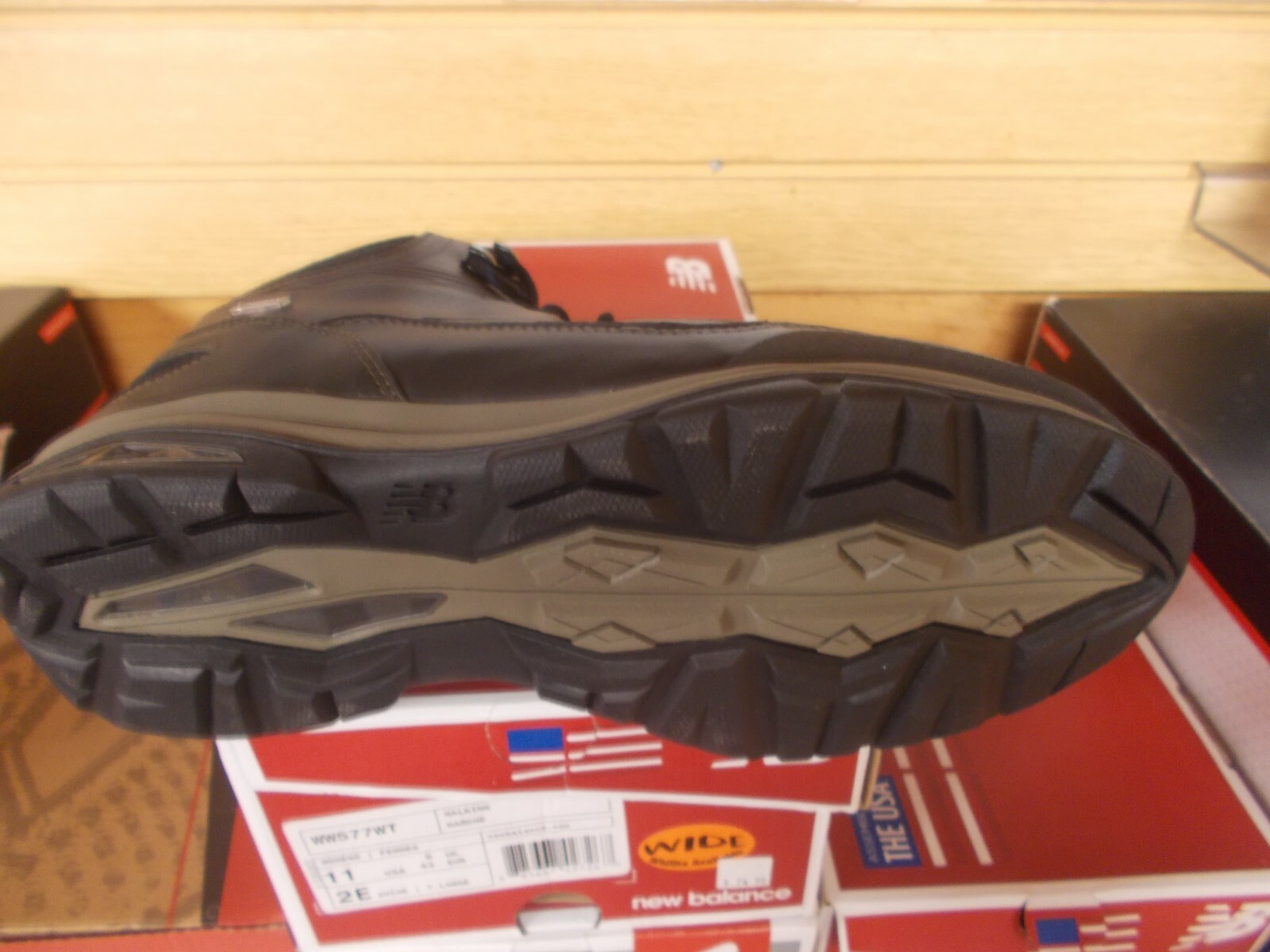 New Balance MW1400DB купить в Америке 