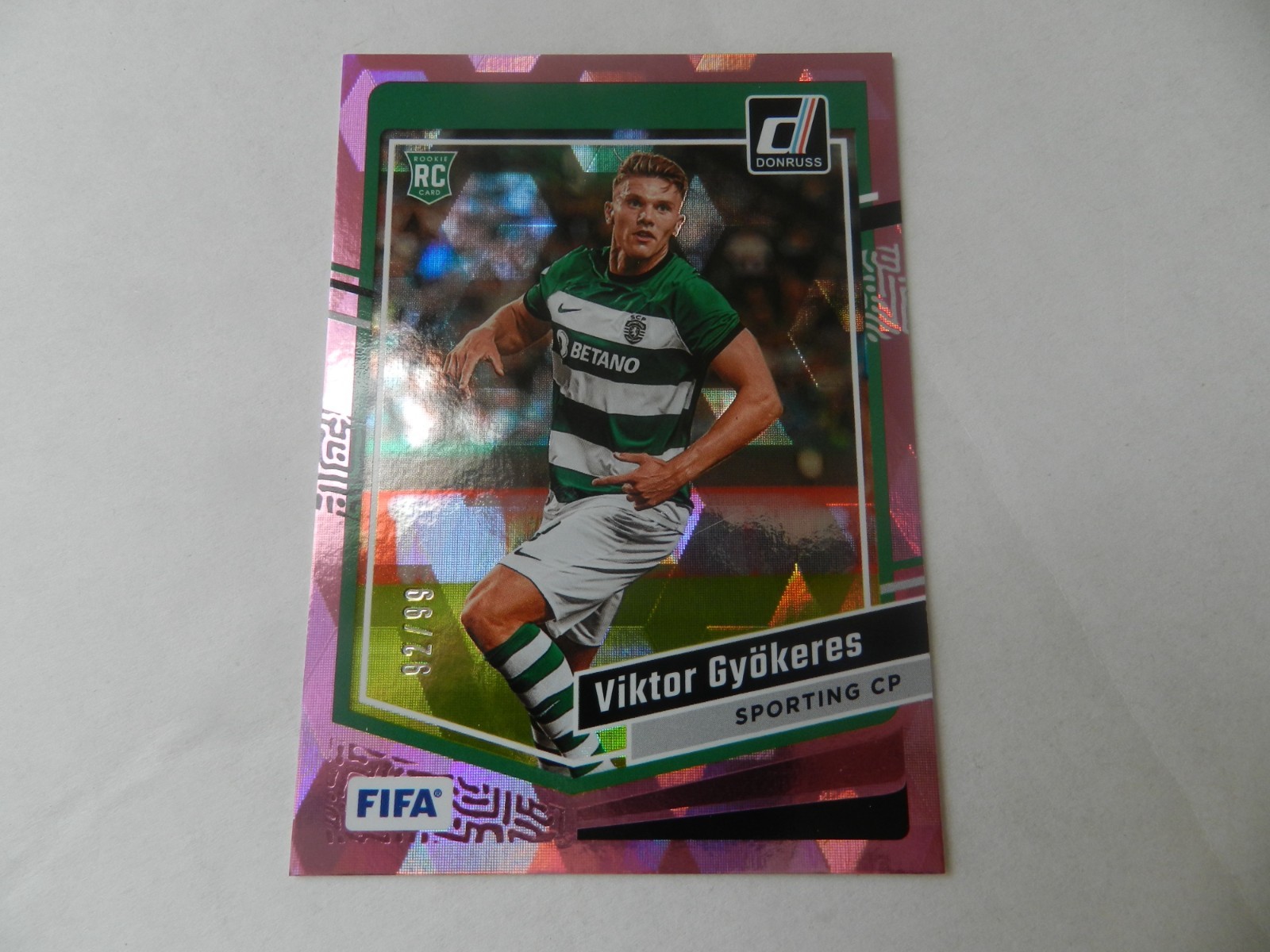 2023-24 Donruss FIFA Soccer Viktor Gyokeres #159 Pink Cubic RC /99 Sporting CP
