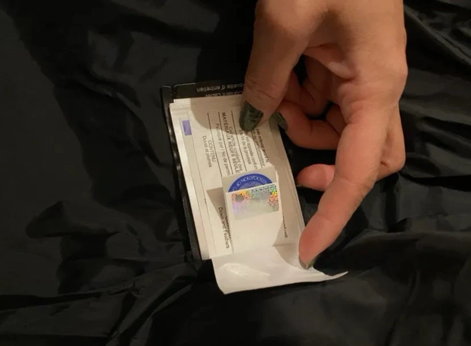 (BRAND NEW) Canada Goose puffer jacket Size Large - Image 4 of 4