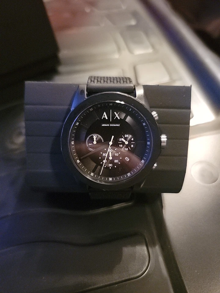 Reloj Armani Exchange Modelo # AX1344 Cronógrafo Silicona Negro Foto 2 de 4