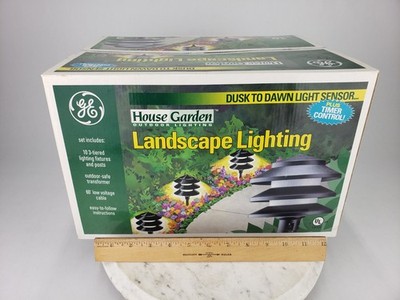 NOS GE 10x 3-Tier Landscape Light Kit Green Low Voltage Pathway Lights Dusk Dawn