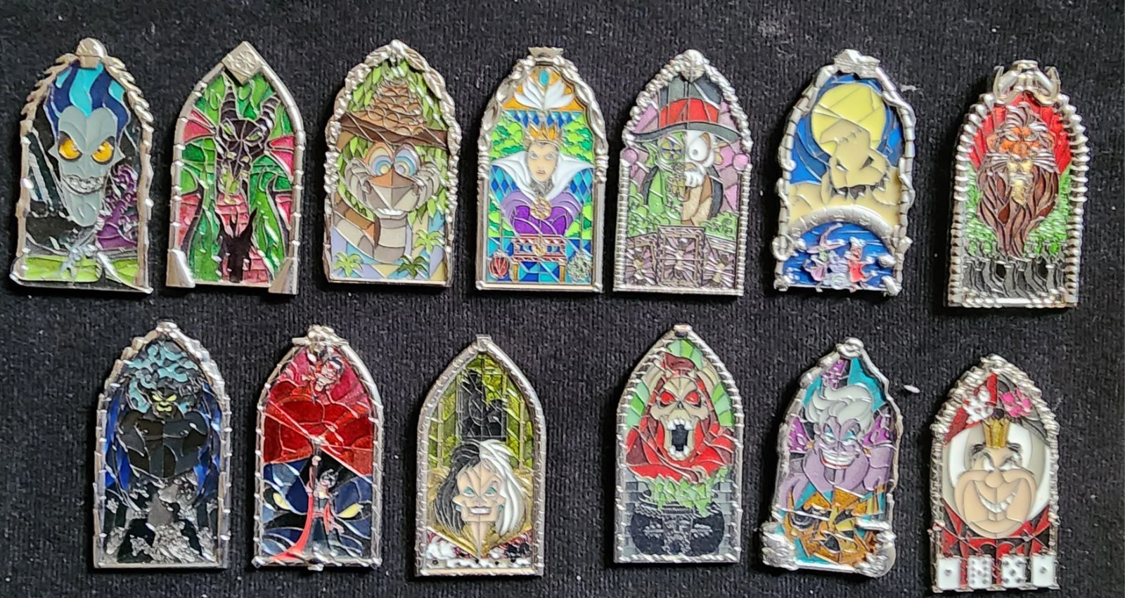 Disney Windows of Evil 2018 Pin Set LE2000 Stained Glass Villains