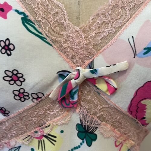Top floreale Moschino rosa economico e chic nuovo con etichette - Foto 4 di 11