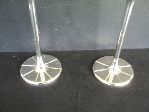 New Set of 2 Mikasa Ave Collection Silver Champagne Toasting Flutes - Picture 3 of 4