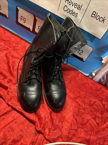 VINTAGE BILTRITE STEEL TOE COMBAT BOOTS SIZE 9 1/2 - ANSI Z41 1-1991/75 mint
