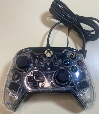 Afterglow Prismatic Wired Controller Xbox One, Top