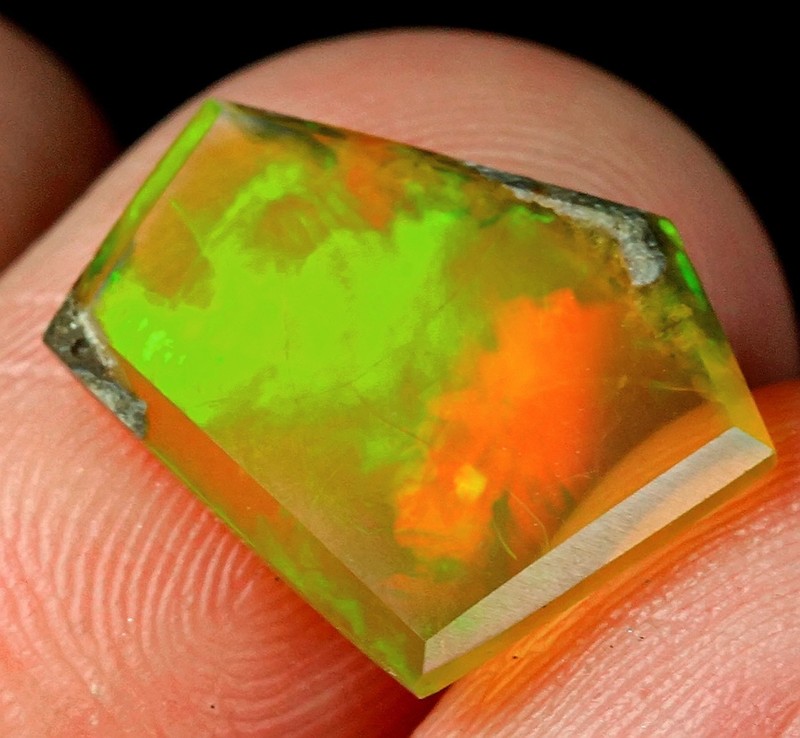 1.7Ct African Crystal Opal Play Of Color Facet Cut QSL1019