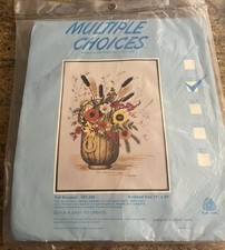 VINTAGE 1979 MULTIPLE CHOICES CREWEL EMBROIDERY  FALL BOUQUET  KIT O1-326