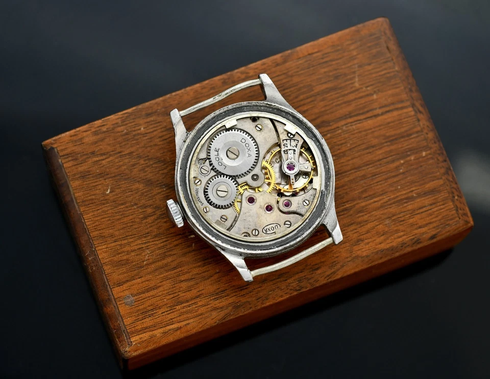 Vintage DOXA DH - Wehrmacht Issued -  33mm- Military Dienstuhr  Mechanical Watch - Image 2 of 4