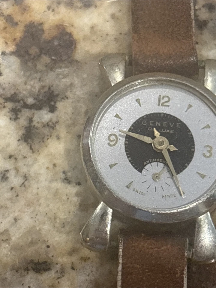 Vintage Geneve De Luxe Swiss Mechanical Women's Gold Tone Watch UNTESTED As Is - Изображение 4 из 4