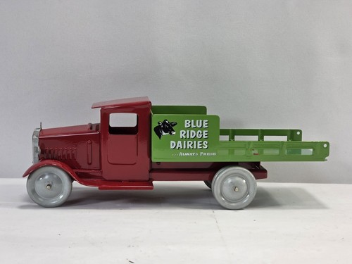 Pressed Steel Blue Ridge Dairies Dairy Delivery Truck Red Green Reproduction HTF - Picture 5 of 15