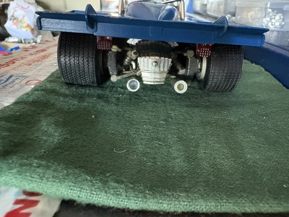 ALFA ROMEO 33.3 TT PROTOTIPO EDISON GIOCATTOLI SHOCKING 1:20 - Immagine 3 di 4