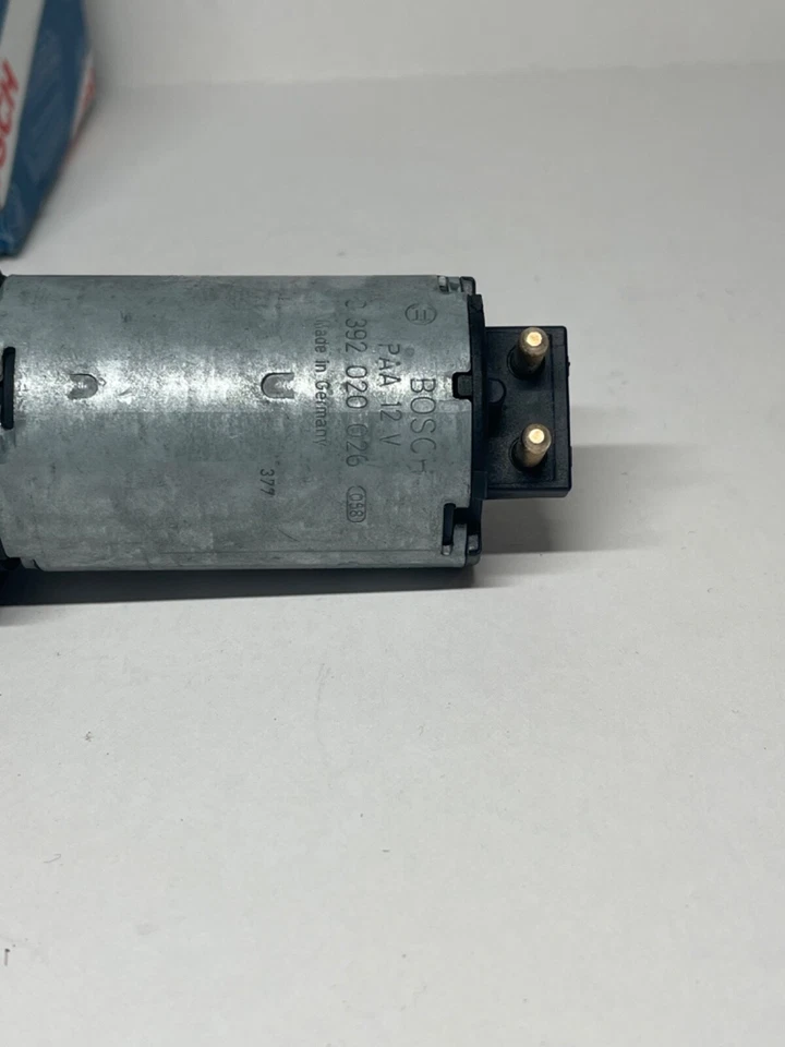 mercedes benz 190e auxillary coolant pump - Image 2 of 3