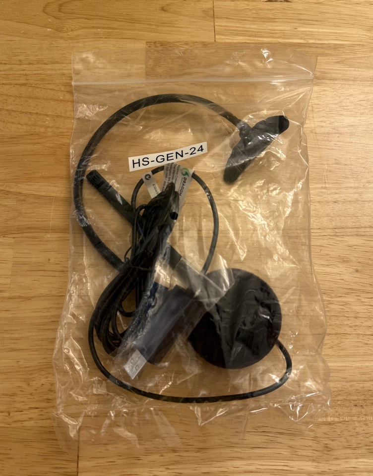 Nuance Dragon Dictate Version 3.0 for Mac Speech Recognition Software & Headset - Image 3 of 4