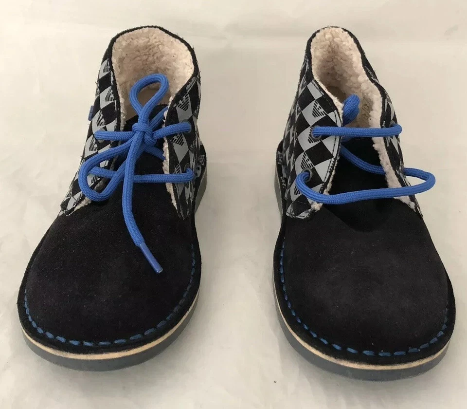 Armani Junior Niños Azul Marino Desierto Botas Zapatos 29 UE (11 EE. UU.) Portugal NUEVO CON ETIQUETAS $260 Foto 3 de 4