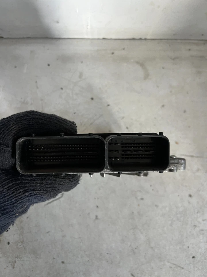 MÓDULO DE CONTROL DEL MOTOR ECU 31272462 AA PARA VOLVO S80 2008 Foto 4 de 4