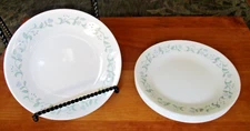 Corelle Country Cottage 6.75" Appetizer Bread Dessert Salad Plates Blue Hearts 4