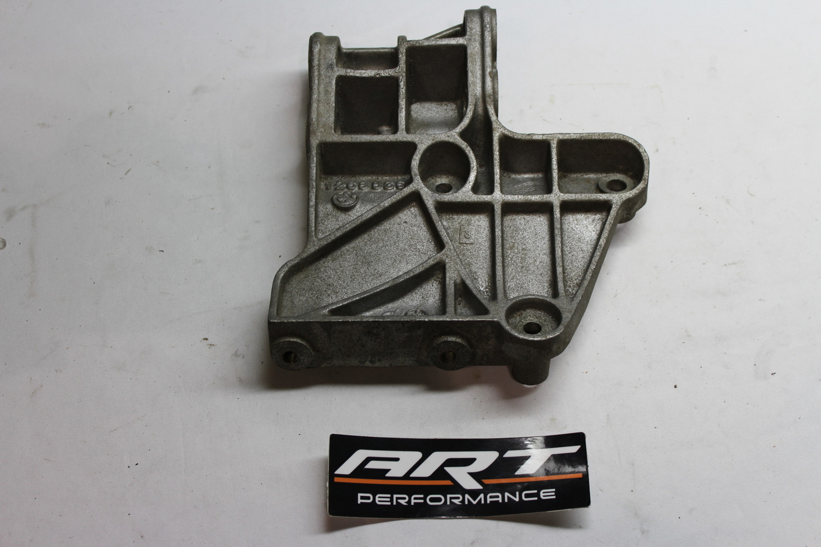 BMW AC Air Con Compressor Support Bracket E30 318 E28 518 - Part 