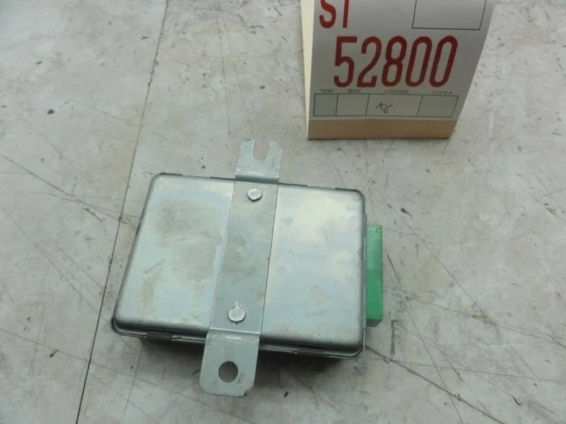 98 99 MONTERO SPORT Módulo de Control de Crucero Computadora ECU ECM OEM Foto 4 de 4