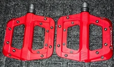 Red Race Face Chester Platform Flat Pedals 9/16" Composite Mountain Bike Pedal