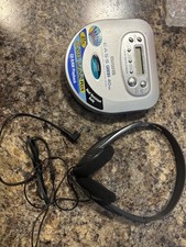 Aiwa Xp-v516c With Original Head Phones. Gently Used. Tested And Works.