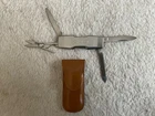 VINTAGE 2 1/2" STAINLESS STEEL GENTLEMANS KNIFE IN LEATHER CASE - UNUSED